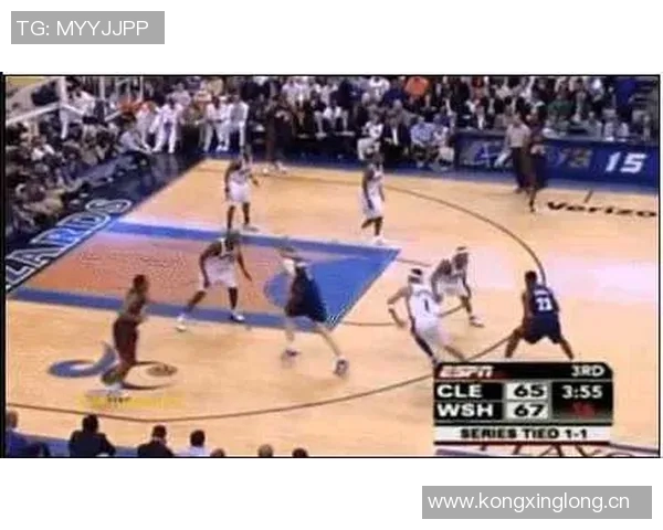 小里盛赞詹姆斯球商之高赛场理解力堪称无与伦比