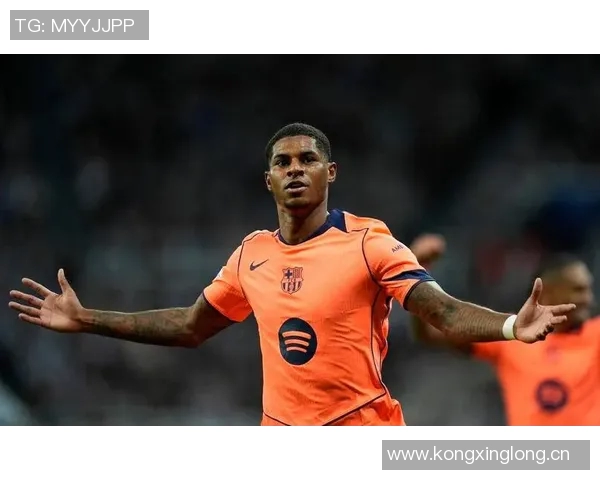 罗马诺透露巴萨对拉什福德表现满意或将最终留队 罗马诺透露巴萨对拉什福德表现满意或将最终留队