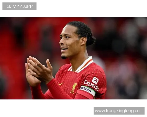 利物浦客战国米海报发布范戴克维尔茨埃基蒂克齐亮相