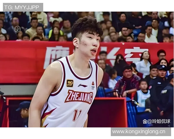 余嘉豪砍下18分9篮板浙江全运男篮战胜山东全运男篮晋级小组赛