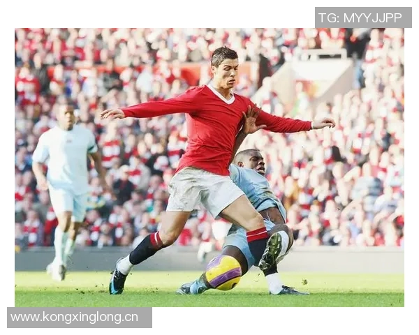 曼城前球员理查兹谈戒酒减肥经历称运动不足是最大问题