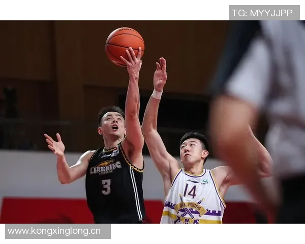 文班坚定信念全力冲击季后赛目标不急于跳过成长阶段力争分区顶端