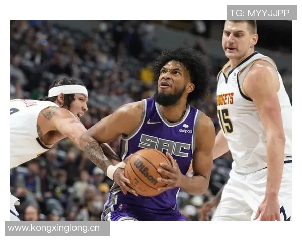 七人得分上双福克斯谈文班缺阵强调团队合作精神