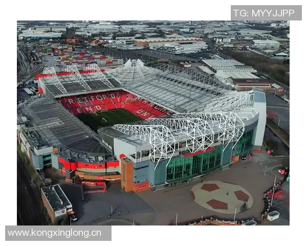 曼联20亿镑球场建设计划或将推迟建筑公司同时参与圣西罗改造项目