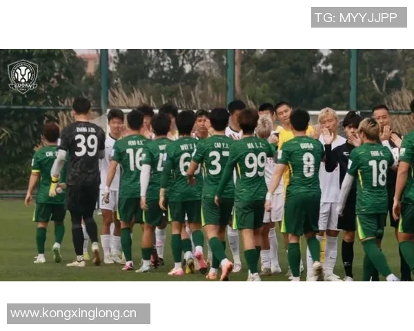 北京国安海口冬训首场队内教学赛圆满举行全队积极备战新赛季 北京国安海口冬训首场队内教学赛圆满举行全队积极备战新赛季